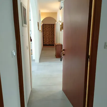 Vittoria House